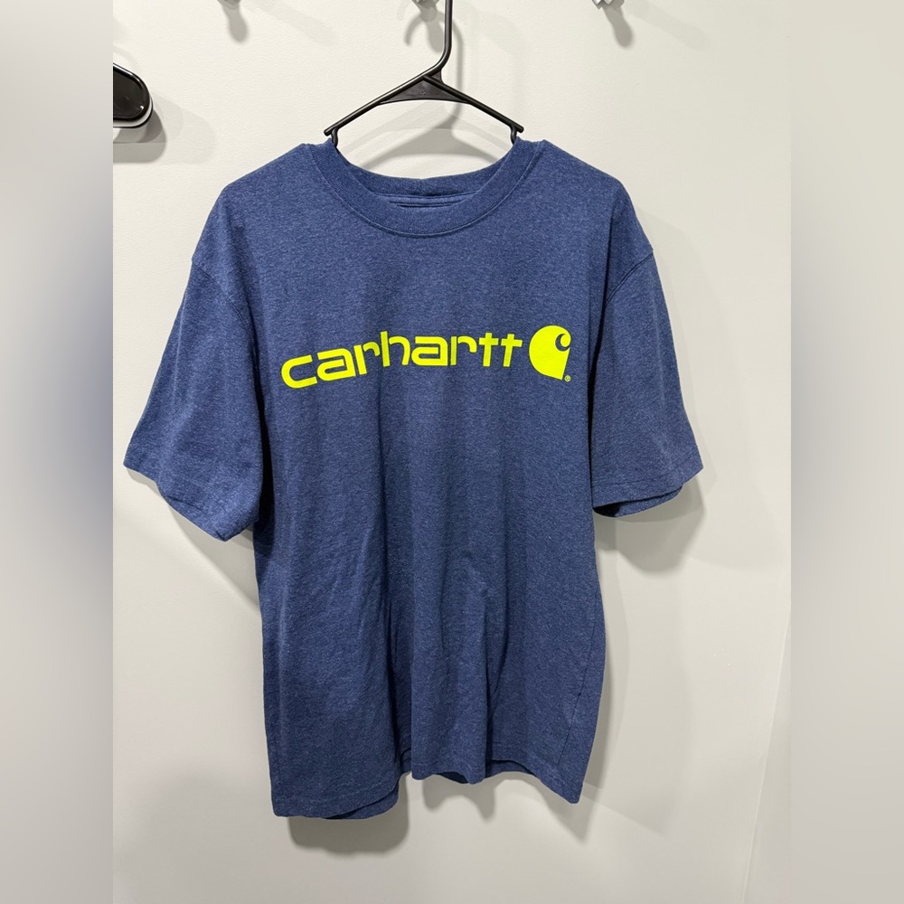 Mens carhartt tee size medium